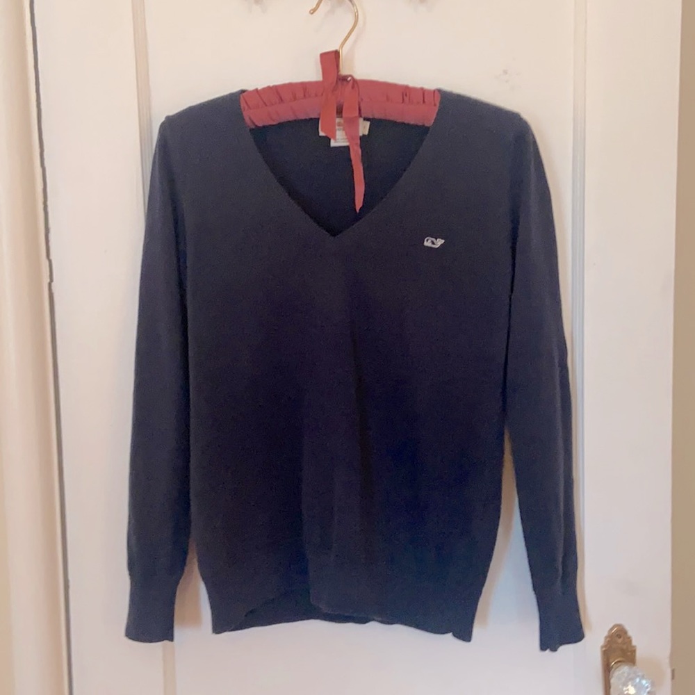 Vineyard Vines Navy v neck sweater . Medium